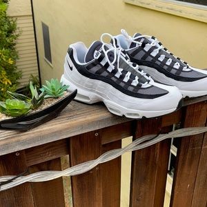 Nike Air Max 95 Ying Yang